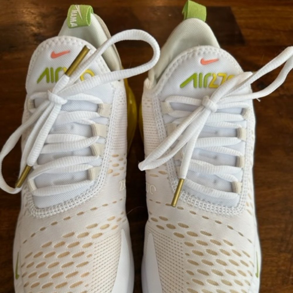 **SOLD** Women's Nike Air Max 270 SE Mama Casual Shoes